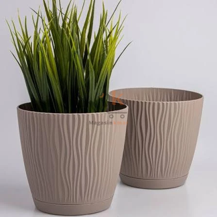 Pot à plante décoratif style en plastique – 12 x 12 cm