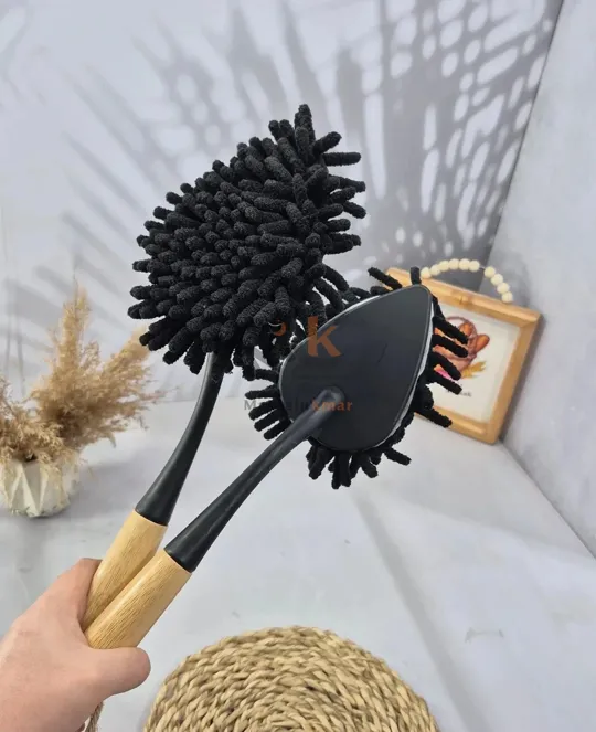 Brosse à poussière de coin