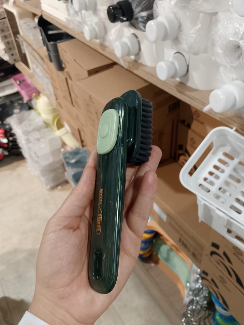 Brosse vaisselle manuelle avec réservoir