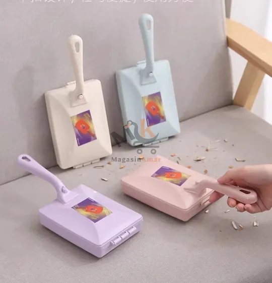 Brosse à tapis 2 roues en plastique