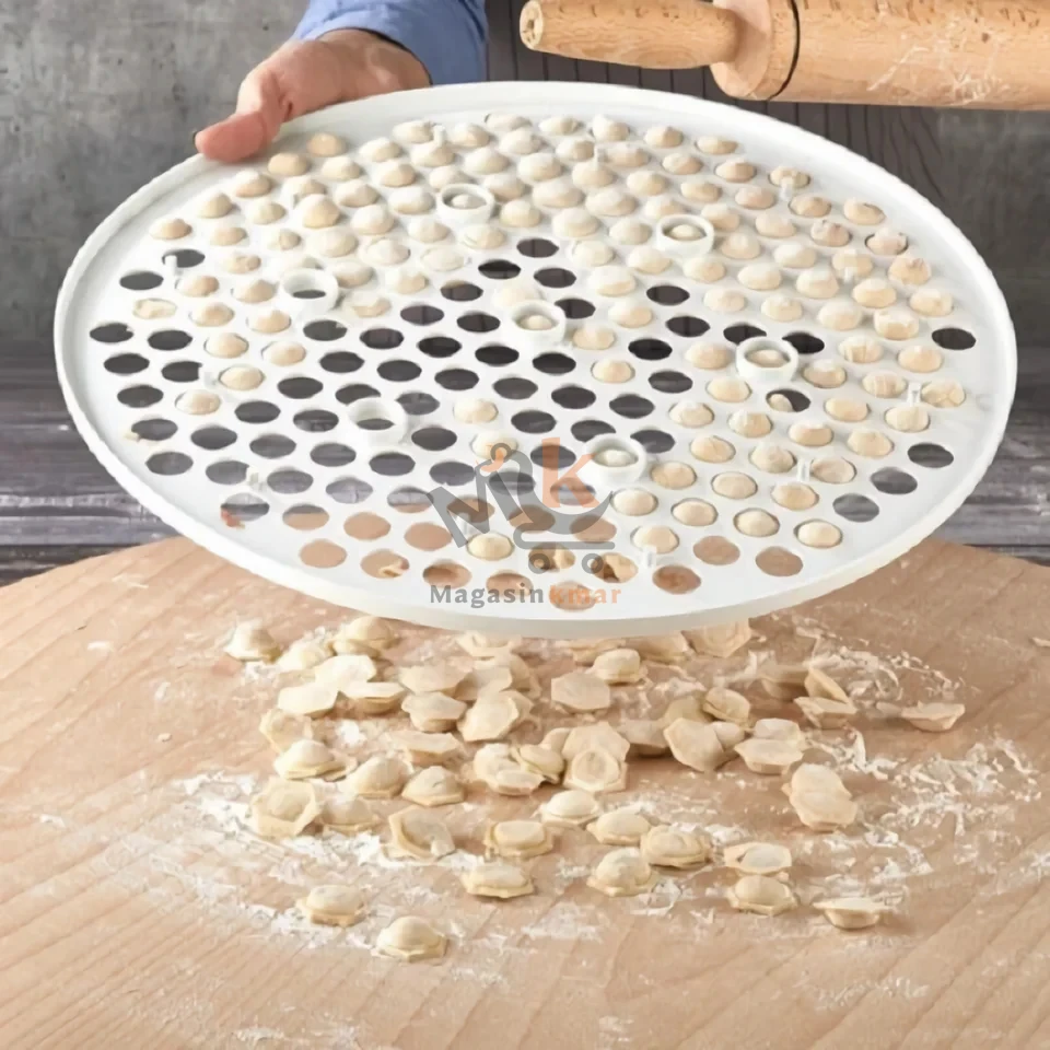 Moule hlelem/raviolis en plastique alimentaire