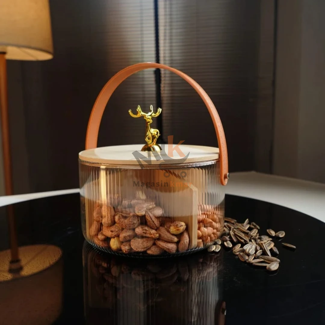 Casserole doré en verre avec manche