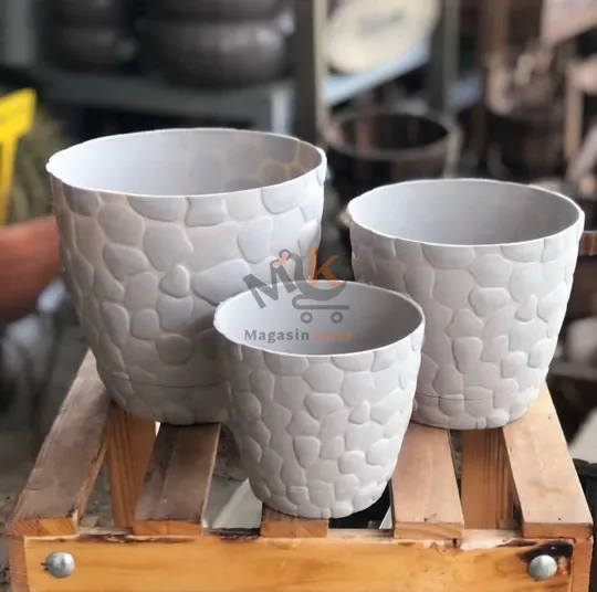 Pot décoratif en plastique sans fleur PM