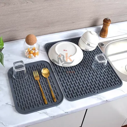 Tapis égouttoir vaisselle en silicone 34 × 25 cm – Antidérapant et pratique