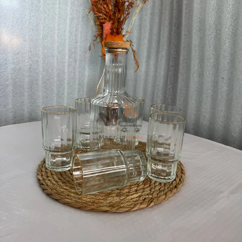 Set de 6 verres avec carafe