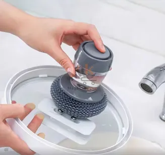 Brosse à vaisselle avec réservoir de liquide – Nettoyage pratique et économique