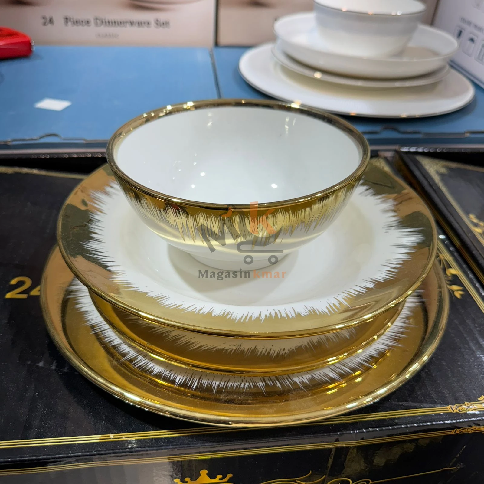 Service de table 24 pièces en céramique avec touche doré– Élégant et complet pour repas familiaux