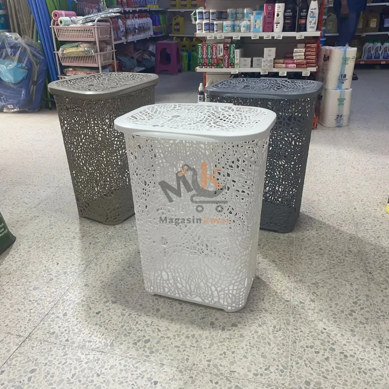 Panier à linge avec couvercle en plastique